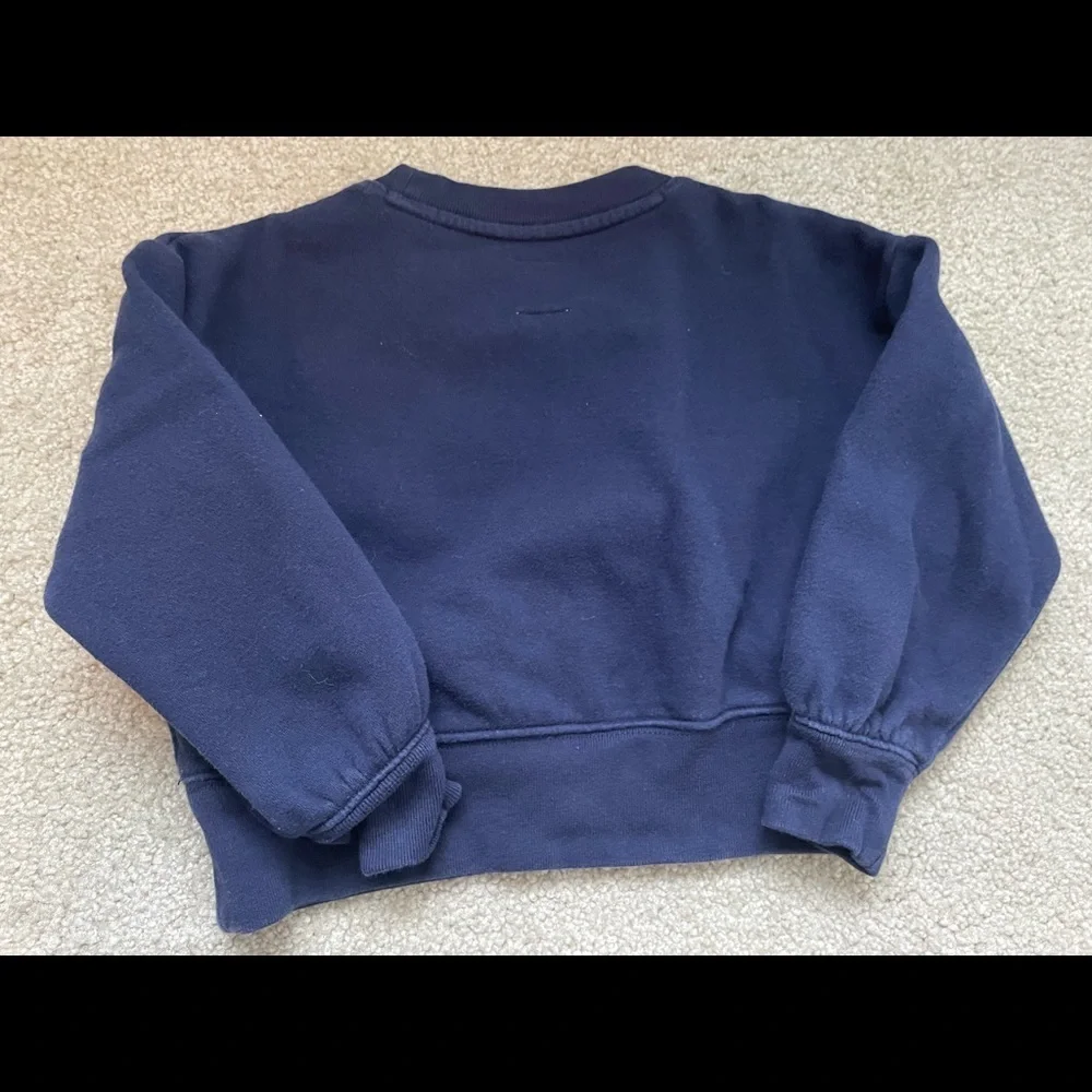 Gap kids XS (4-5) navy sequin sweatshirt